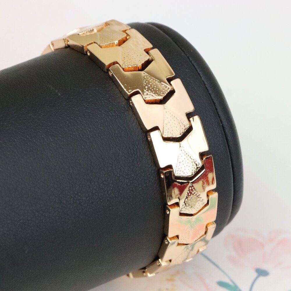 "Elegant Rose Gold Plated Link Bracelet with Bold Textured Design, XPBL1125